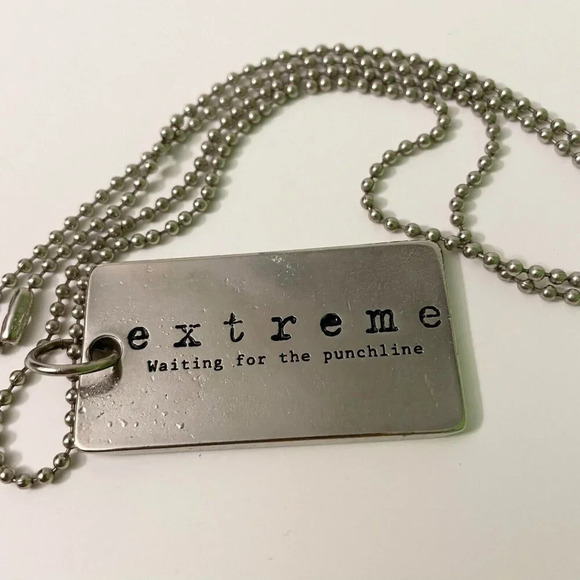Vtg Extreme Dog Tag Necklace Waiting for the Punchline - Picture 10 of 10